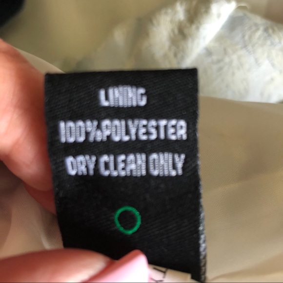 Dalia brocade blazer. - Picture 8 of 8